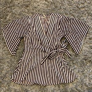 (2/$15) 🟡Striped Self Tie Bell Sleeve Top